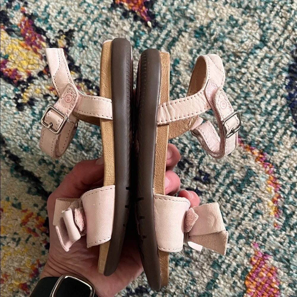 Stride rite Savannah light pink bow sandals